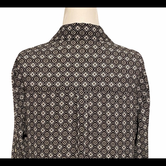 EXPRESS Button Down Blouse Black White Size Lrg - Picture 5 of 7